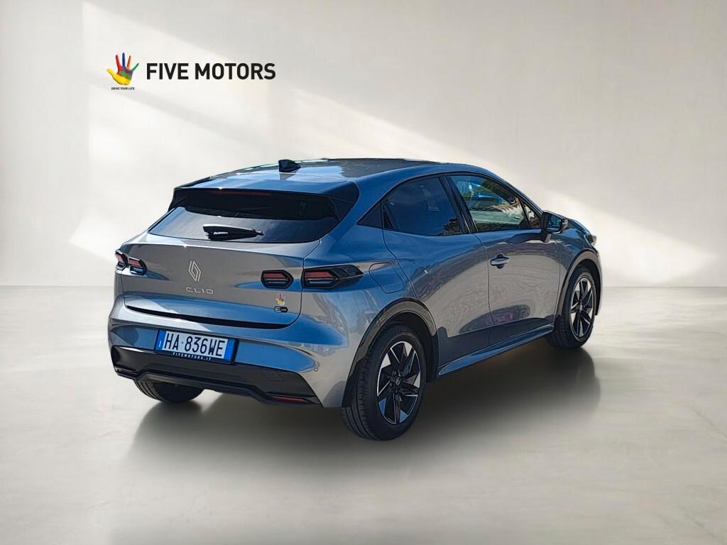 Renault Clio 1.8 full hybrid E-Tech Techno Auto