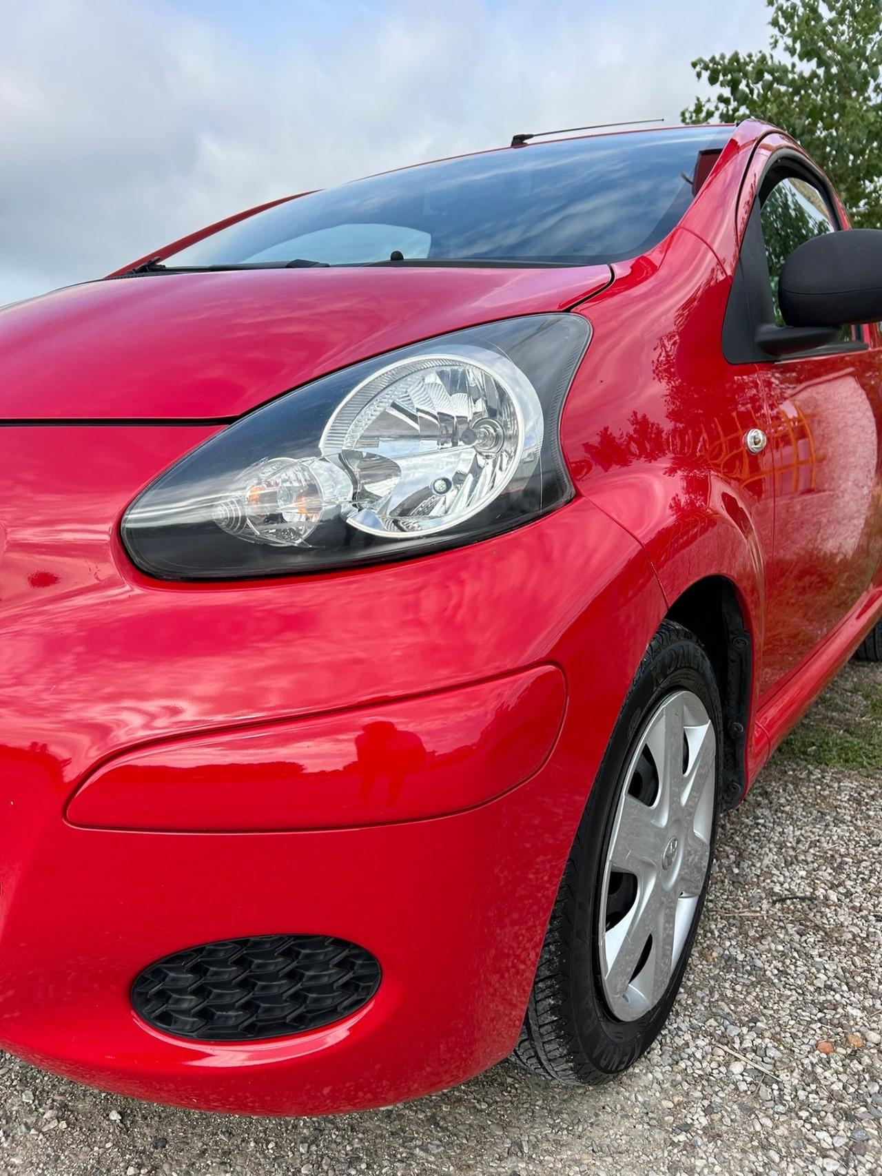 Toyota Aygo 1.0 12V VVT-i 3 porte Sol