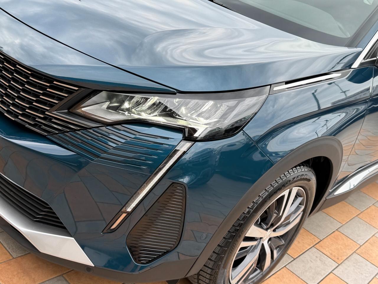 Peugeot 3008 1.5 BLUEHDI 130 cv. Eat8 ALLURE PACK (Nav)