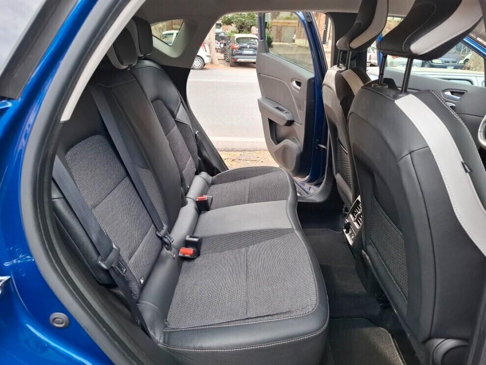 Renault Captur 1.6 HYBRID AUTOMATICA INTENS