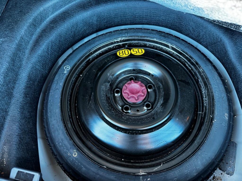 Toyota Corolla Touring Sports 1.8 Hybrid Business