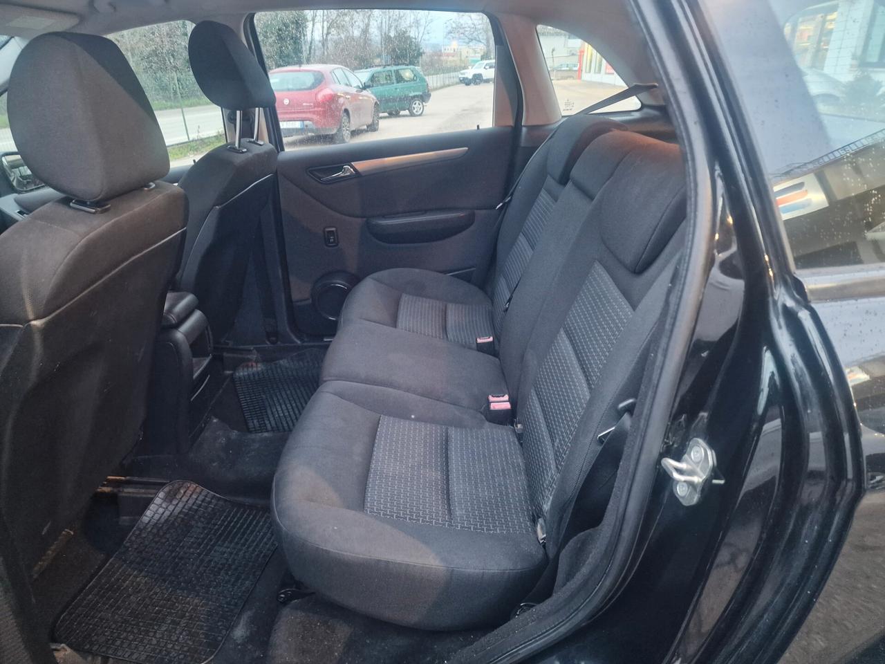 Mercedes-benz B 180 CDI