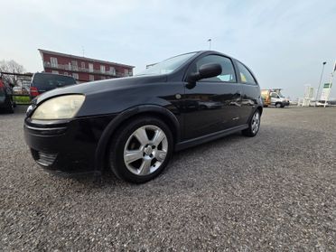 Opel Corsa 1.2i 16V cat 3 porte Sport