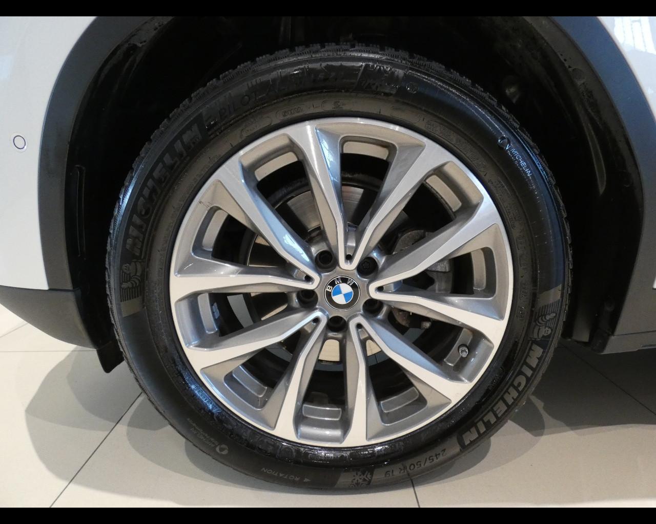 BMW X3 (G01/F97) - X3 xDrive20d 48V