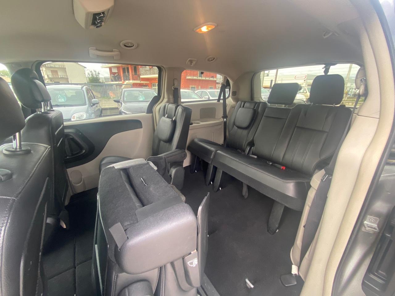 Lancia Voyager 2.8 Turbodiesel Silver 177 CV Auto