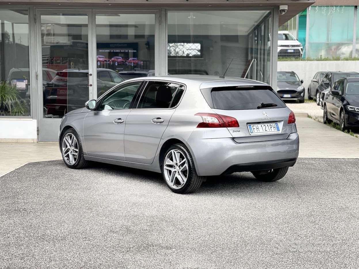 Peugeot 308 1.6 Diesel 120CV E6 Neo - 2017