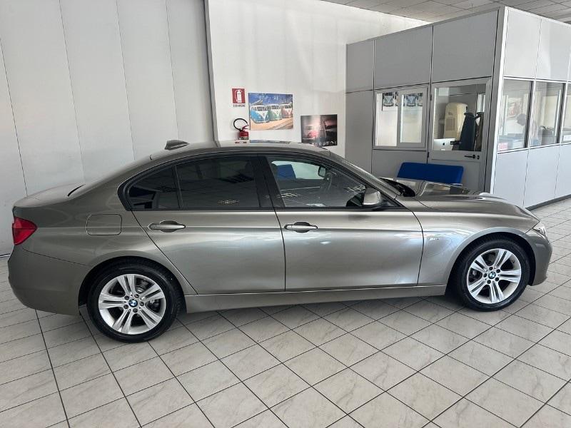 BMW Serie 3 (F30/31) 318d xDrive Sport