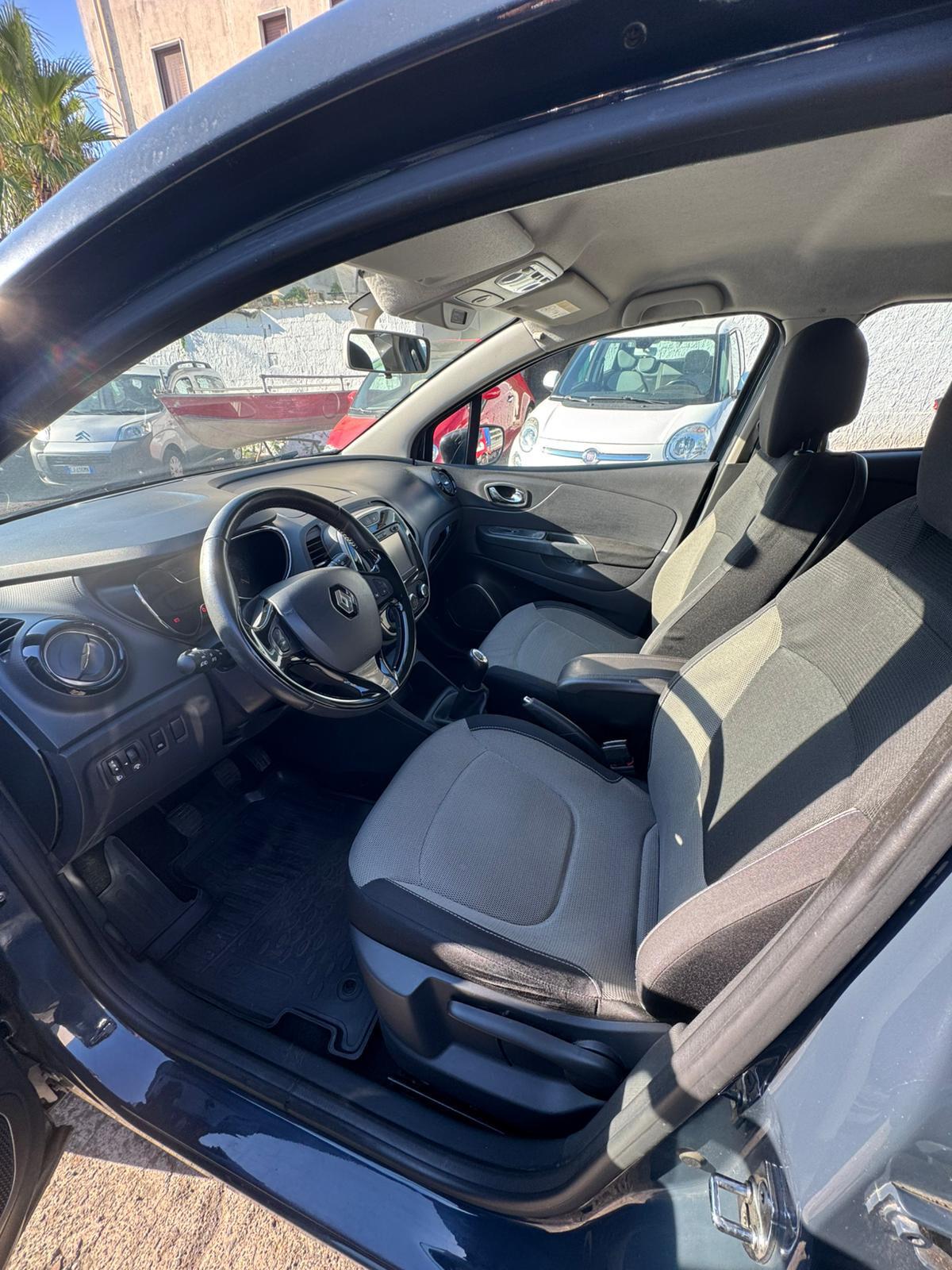 Renault Captur dCi 8V 90 CV Start&Stop Energy Iconic