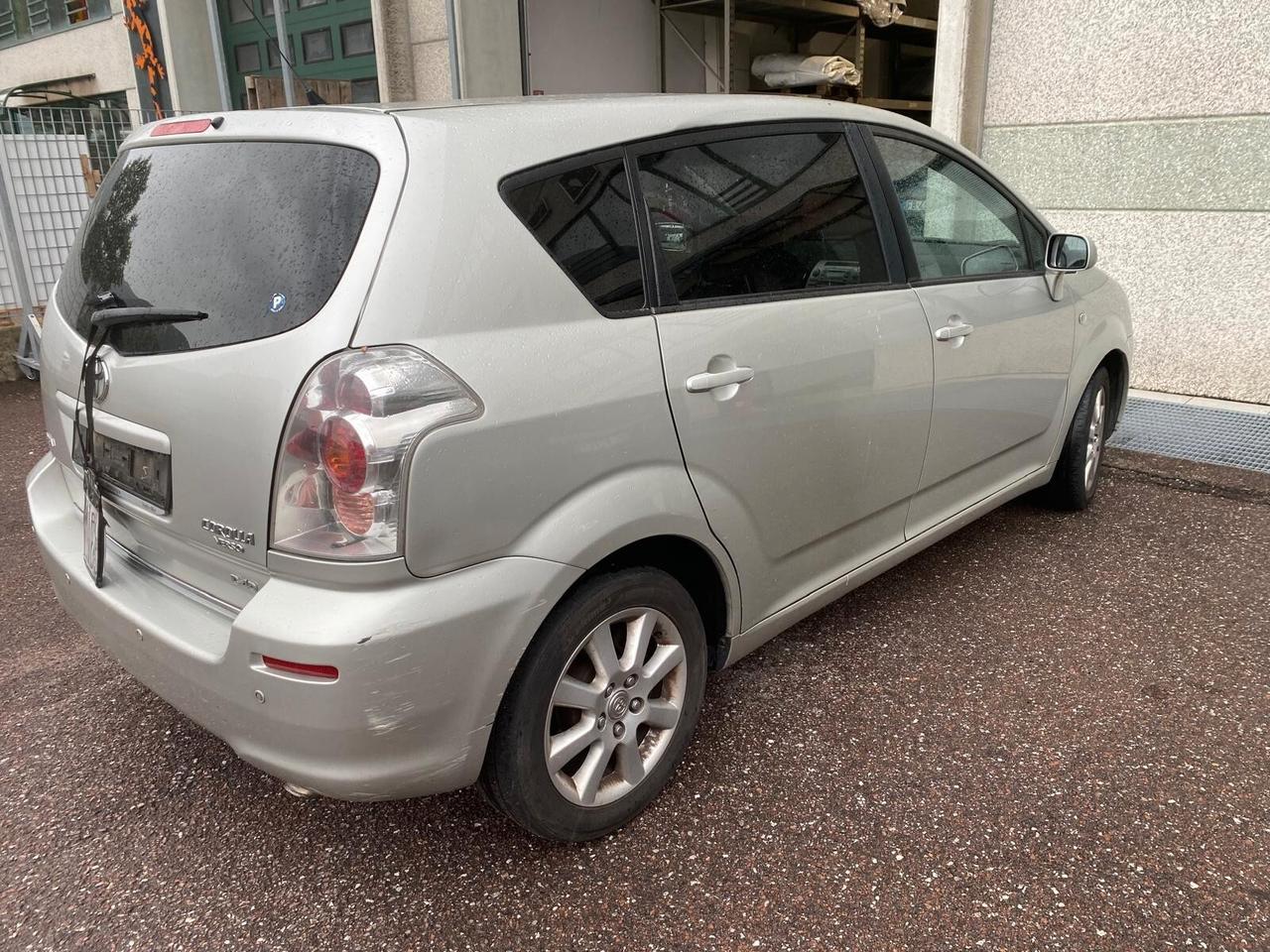 Toyota Corolla Verso 2.2 16V D-4D Sol