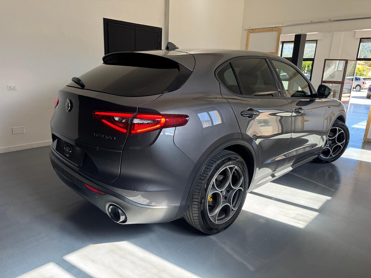 Alfa Romeo Stelvio 2.2 TD 190 CV Sprint - 2021