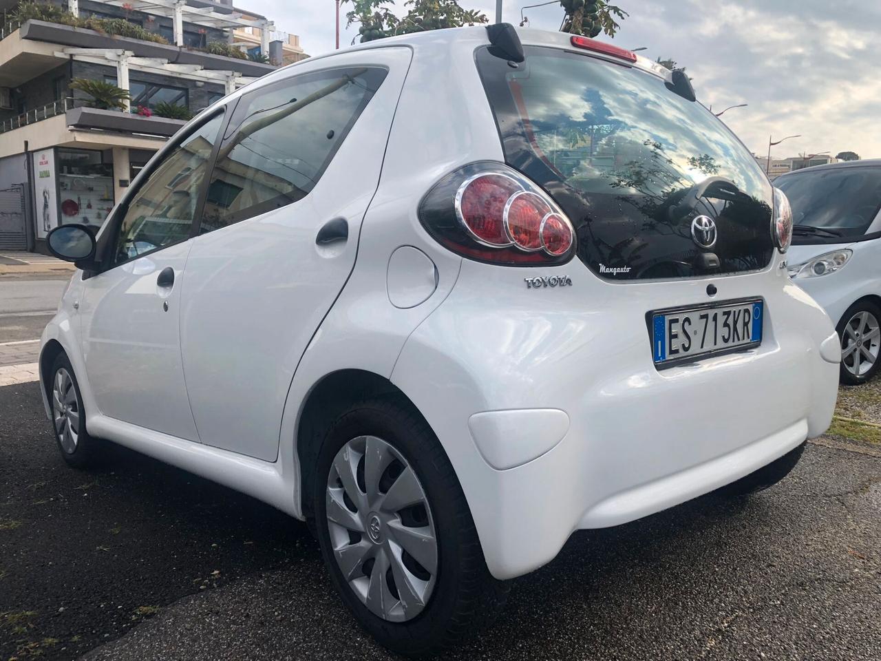 Toyota Aygo 1.0 12V VVT-i 5 porte Active Connect