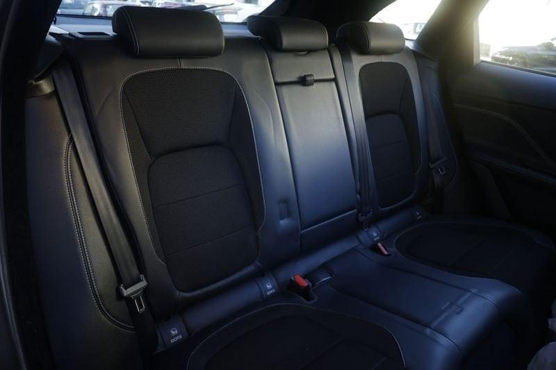 Jaguar F-Pace Jaguar F-Pace 2.0 D 180 CV AWD aut. R-Sport Unicoproprietario