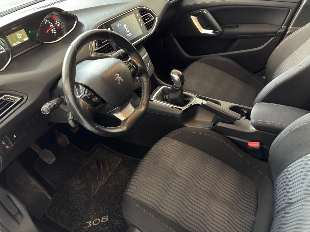 Peugeot 308 1.6 HDi 92 CV SW Allure