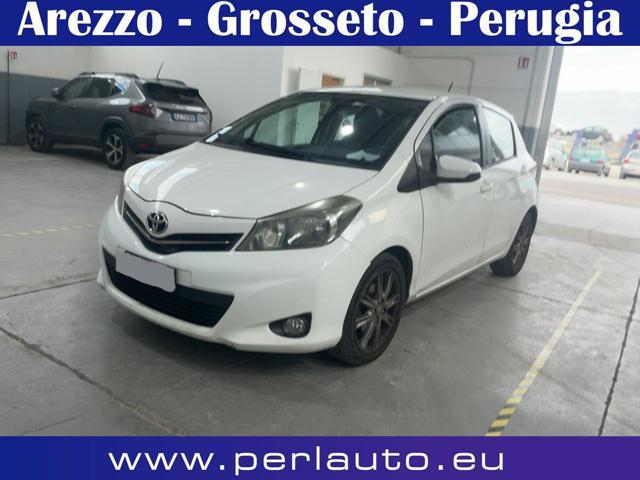 TOYOTA Yaris 1.4 D-4D 5p Active CAMBIO AUTOMATICO