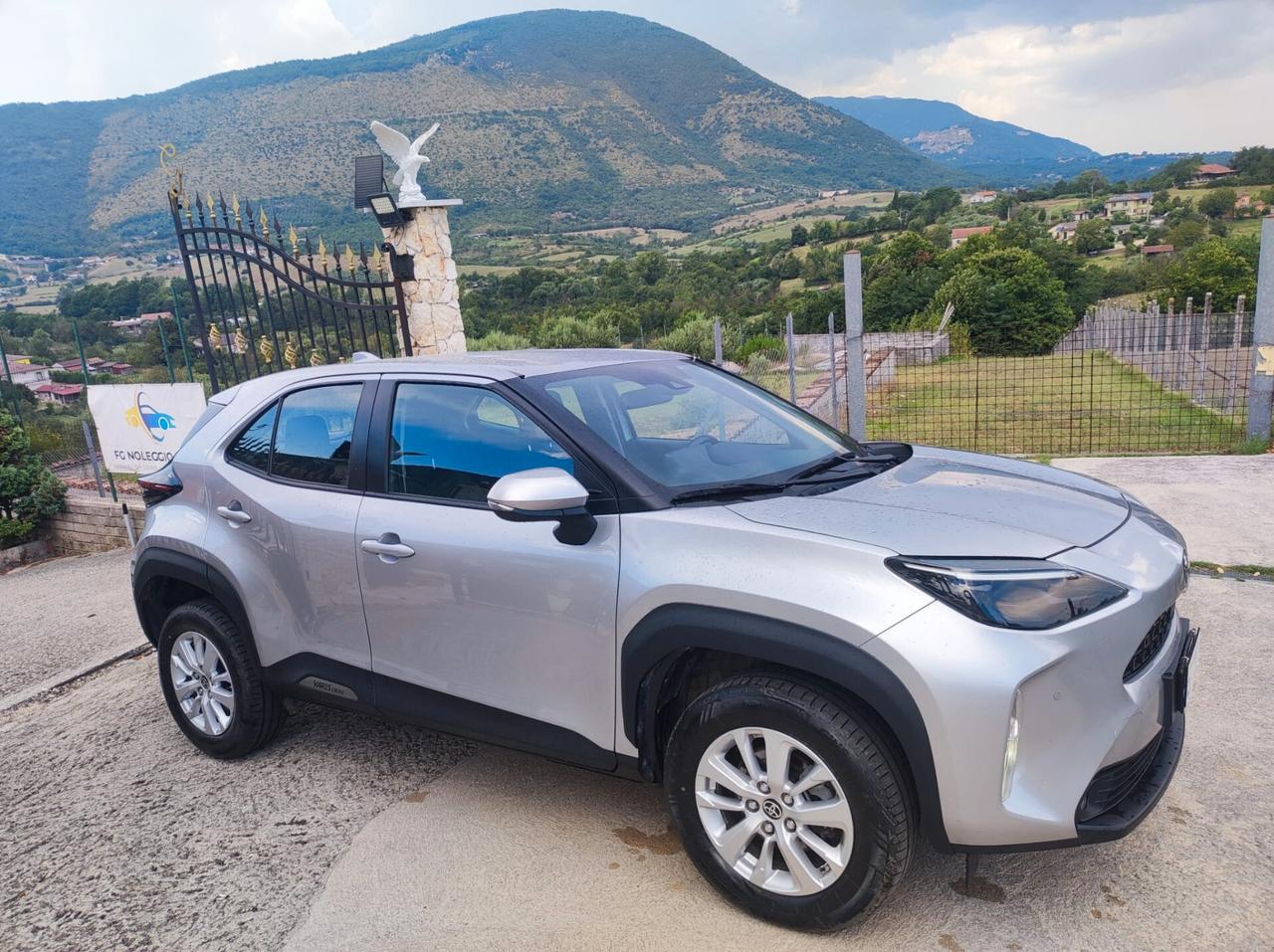 TOYOTA YARIS CROSS Full Hybrid Business senza busta paga