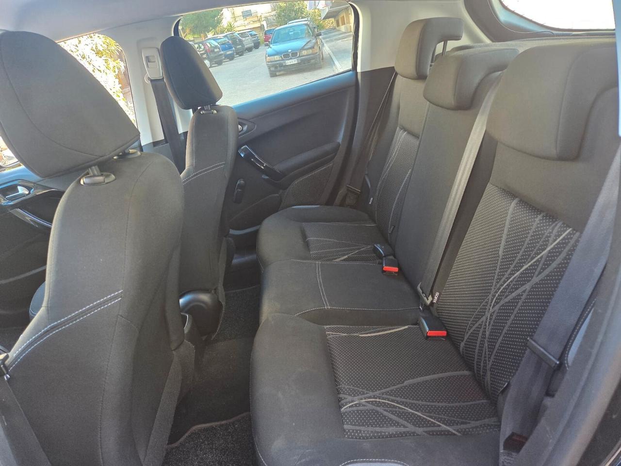 Peugeot 208 1.2 VTi 82 CV 5 porte Active