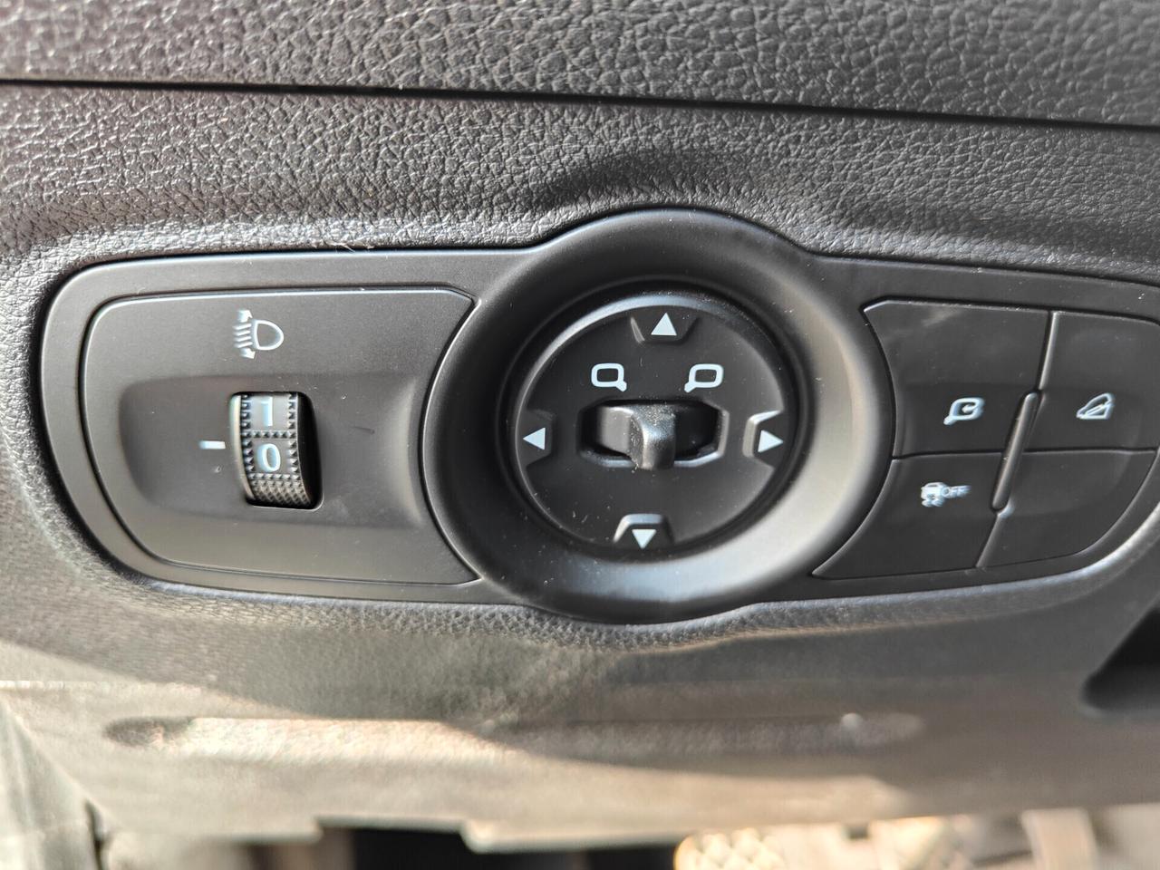 Dr Dr 4.0 dr 4.0 1.5 Bi-Fuel GPL TETTO RETROCAMERA
