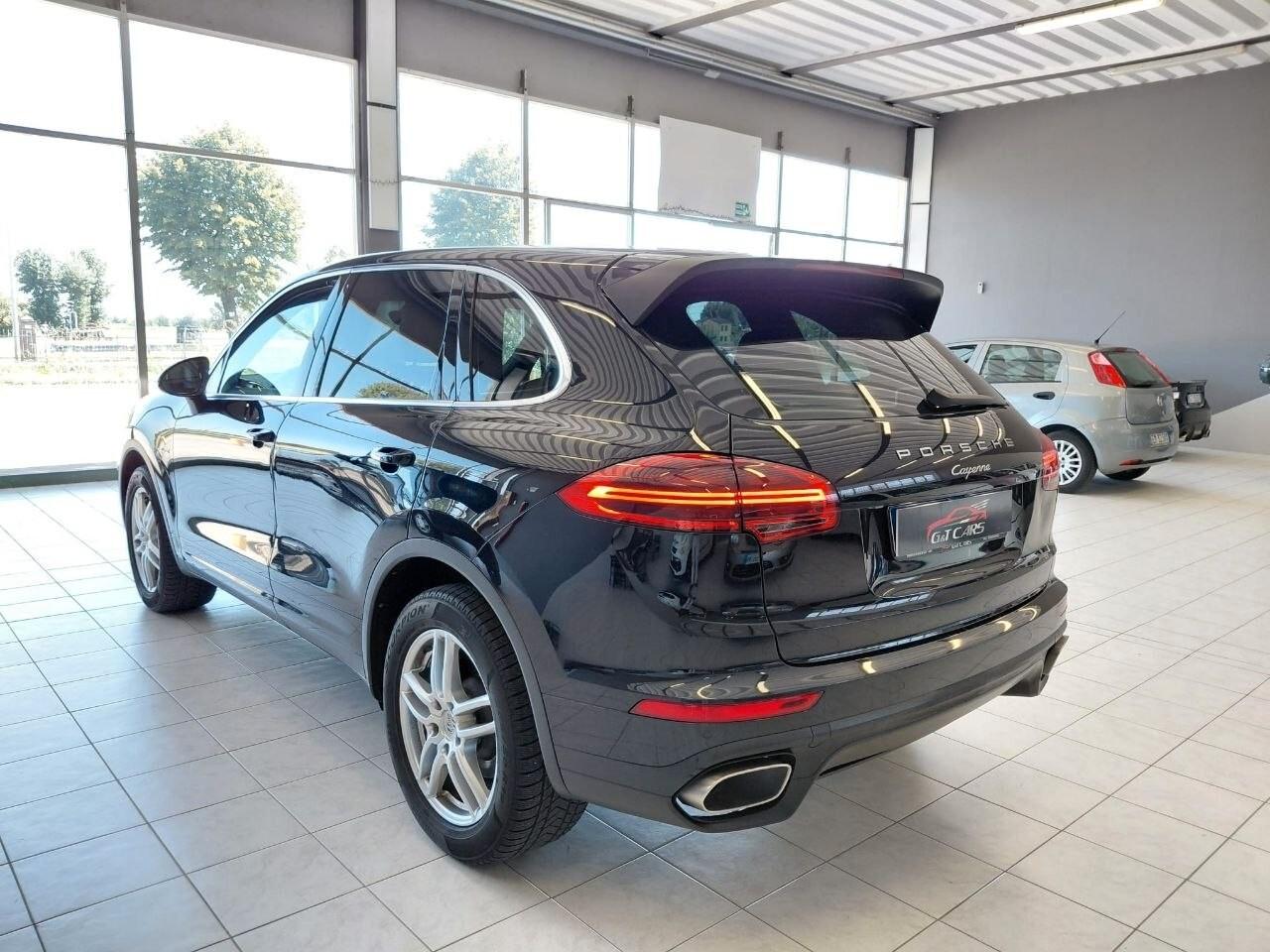 Porsche Cayenne 3.0 Diesel KM 157.000