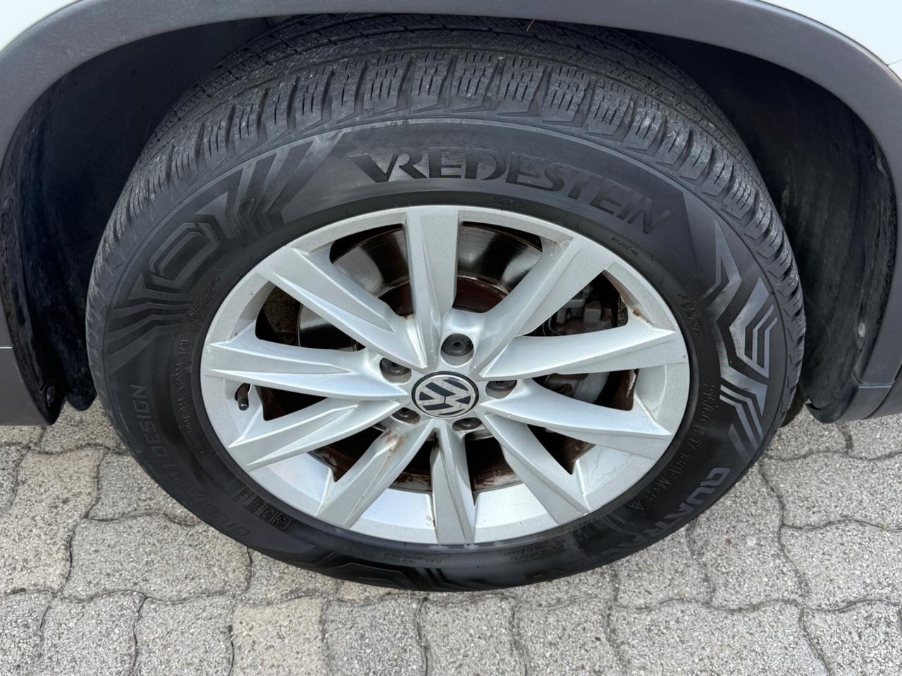 Volkswagen Tiguan Euro 6 2.0 TDI 110 CV Sport & Style BlueMotion Technology