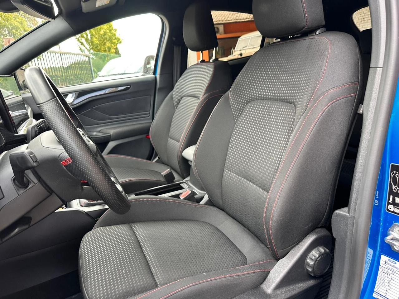 Ford Focus 1.0 EcoBoost Hybrid 125 CV 5p. ST-Line