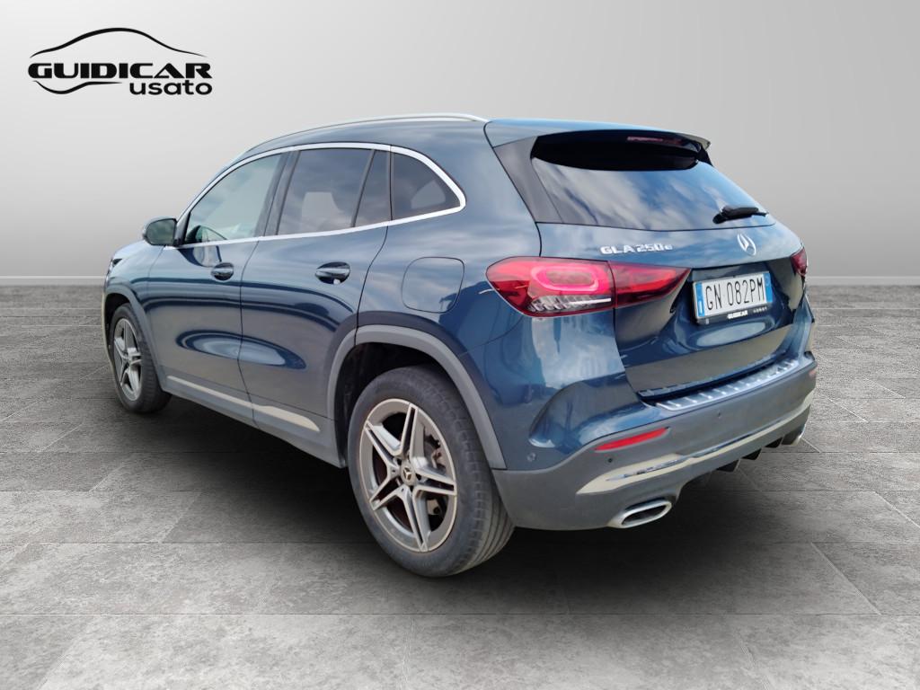Mercedes-Benz GLA-H247 2020 - GLA 250 e phev (eq-power) Premium auto