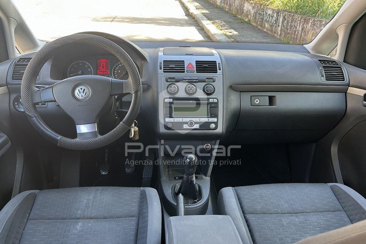 VOLKSWAGEN Touran 1.6 Trendline