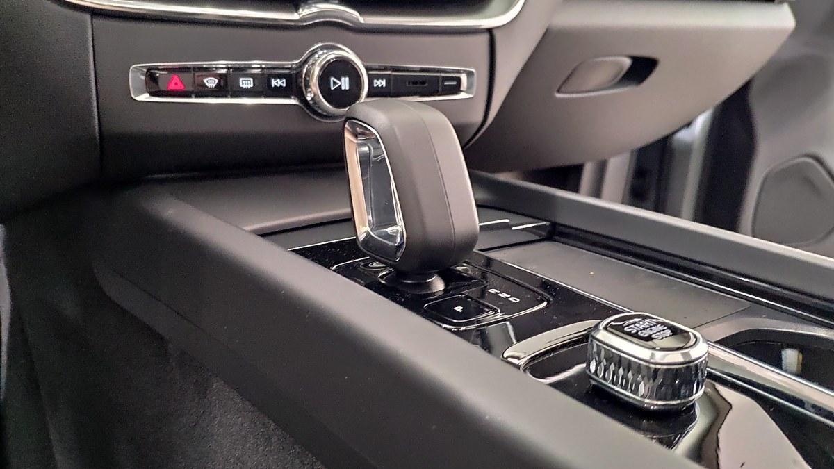 VOLVO Xc60 T6 Plug-In Hybrid Awd Automatico Core