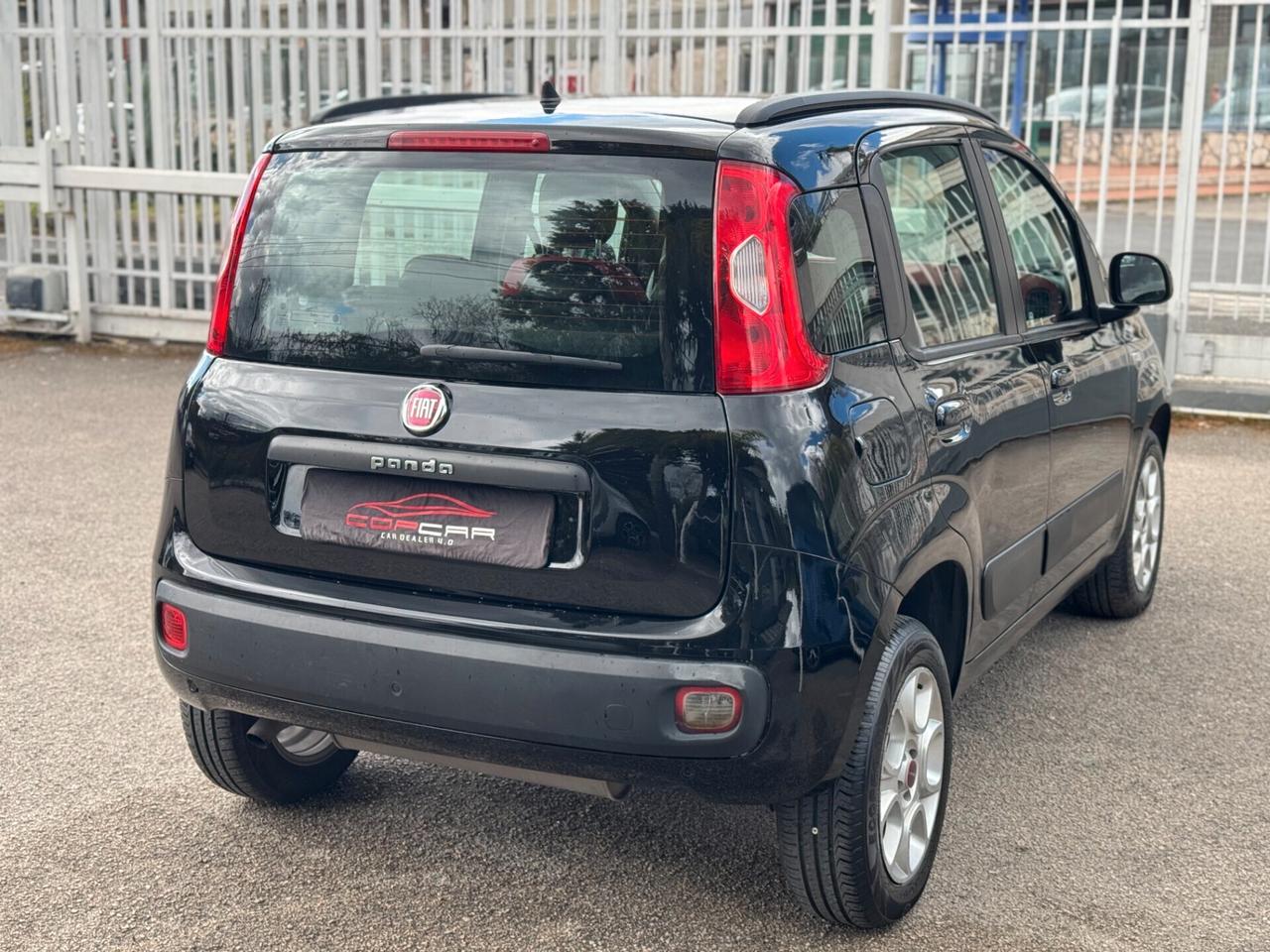 Fiat New Panda 0.9 TwinAir Turbo Natural Power Lounge