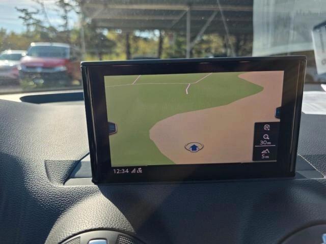 Q2 30 1.6 tdi Business s-tronic my20