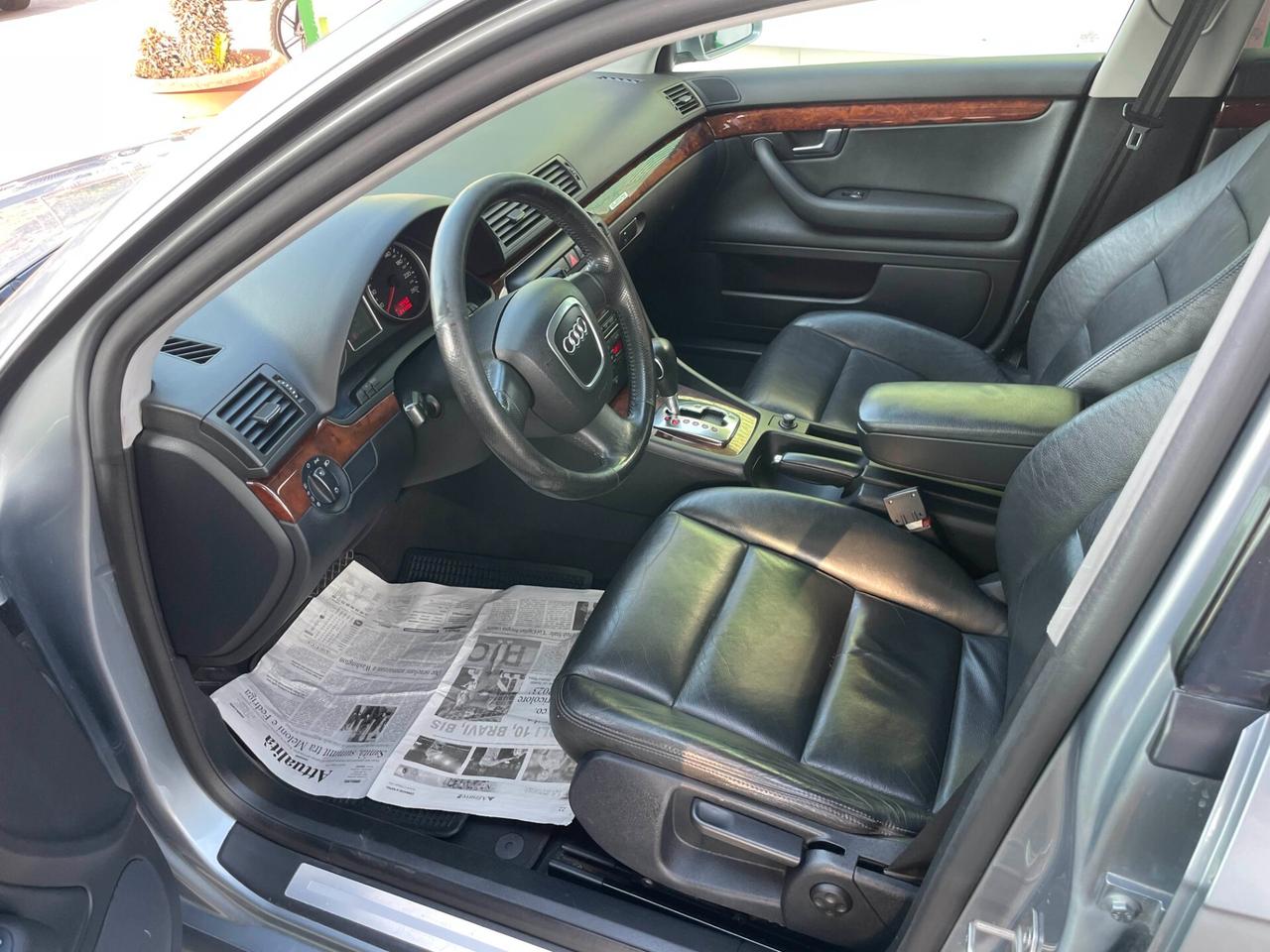 Audi A4 3.0 V6 TDI Avant quattro Sport S TRONIC