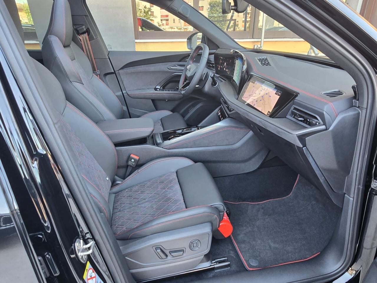 Audi Q5 40 TDI 204 CV quattro S tronic Identity Black