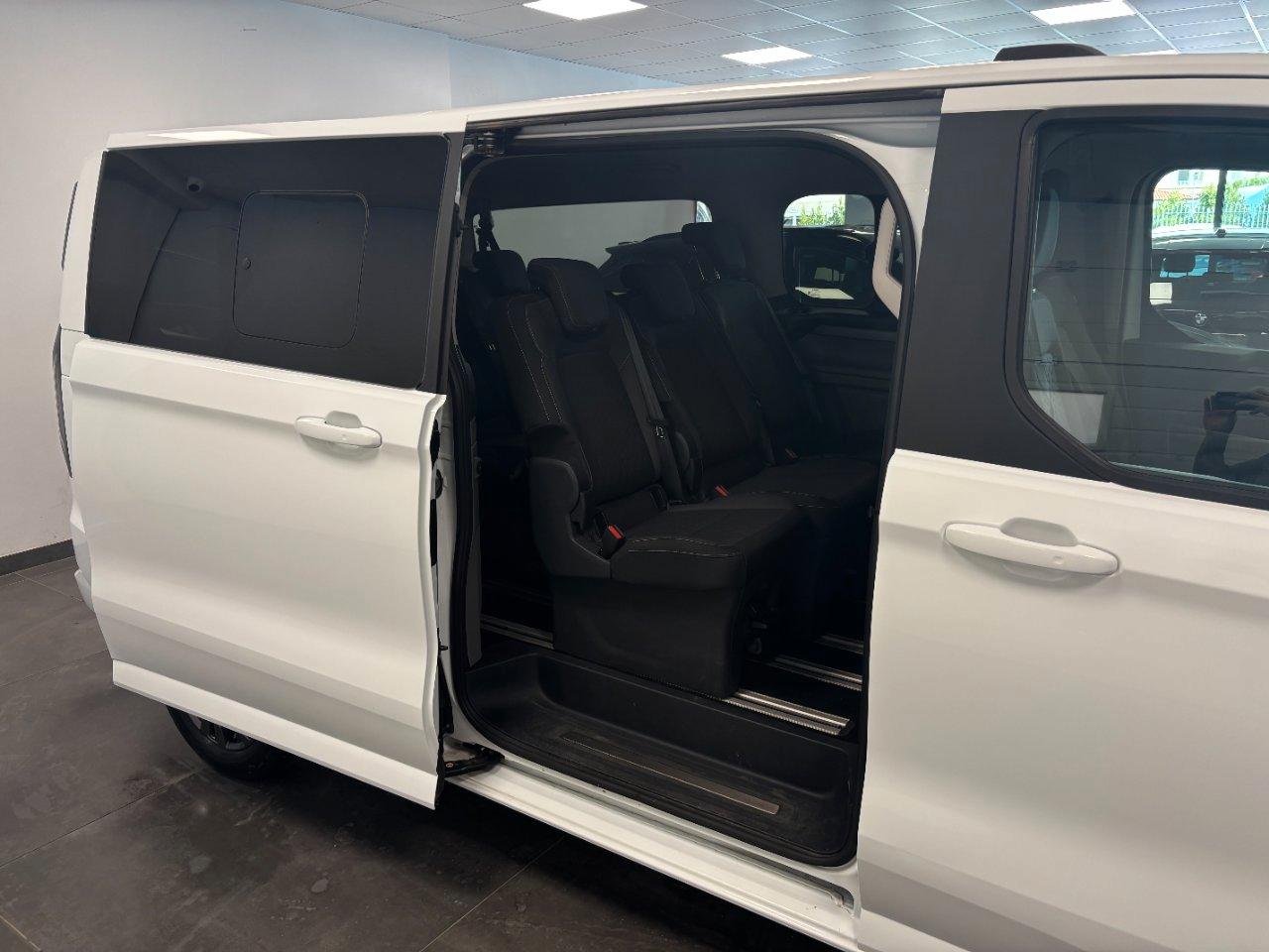 Ford Tourneo Custom 9 Posti Passo Lungo L2 Titanium 2.0 Diesel