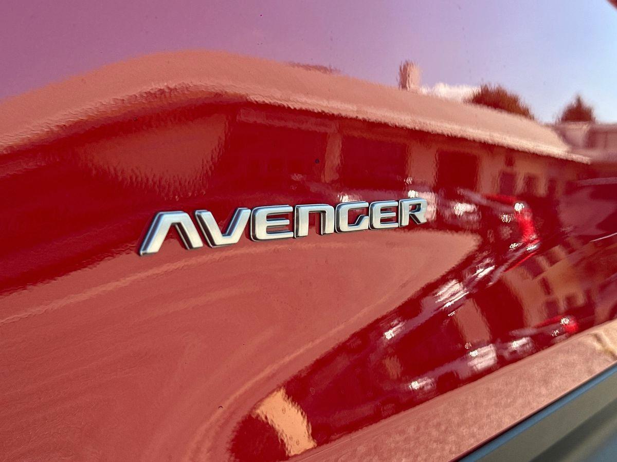 JEEP Avenger E-Hybrid Avenger Summit 1.2 110cv Dct Mhev