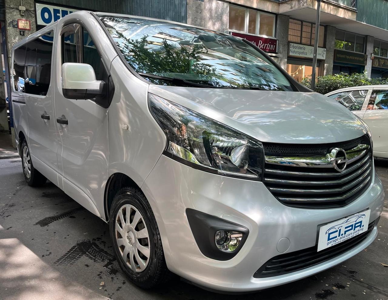 Opel Vivaro 29 1.6 BiTurbo 9 POSTI