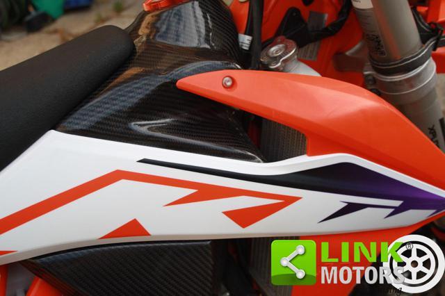 KTM EXC 300 TPI PROTEZIONI IN CARBONIO!