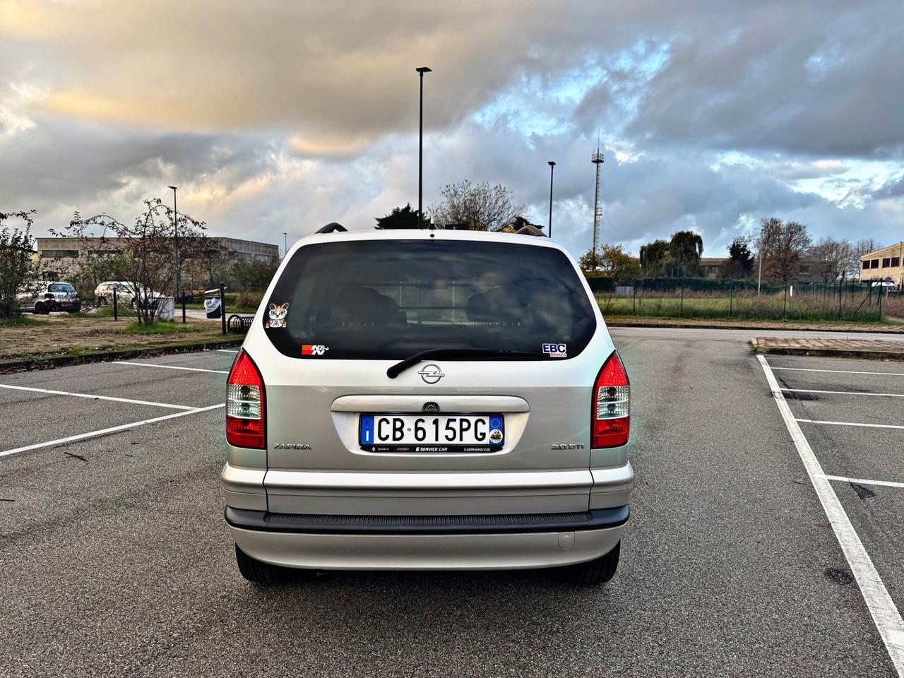 Opel Zafira 2.0 16V DTI cat Club
