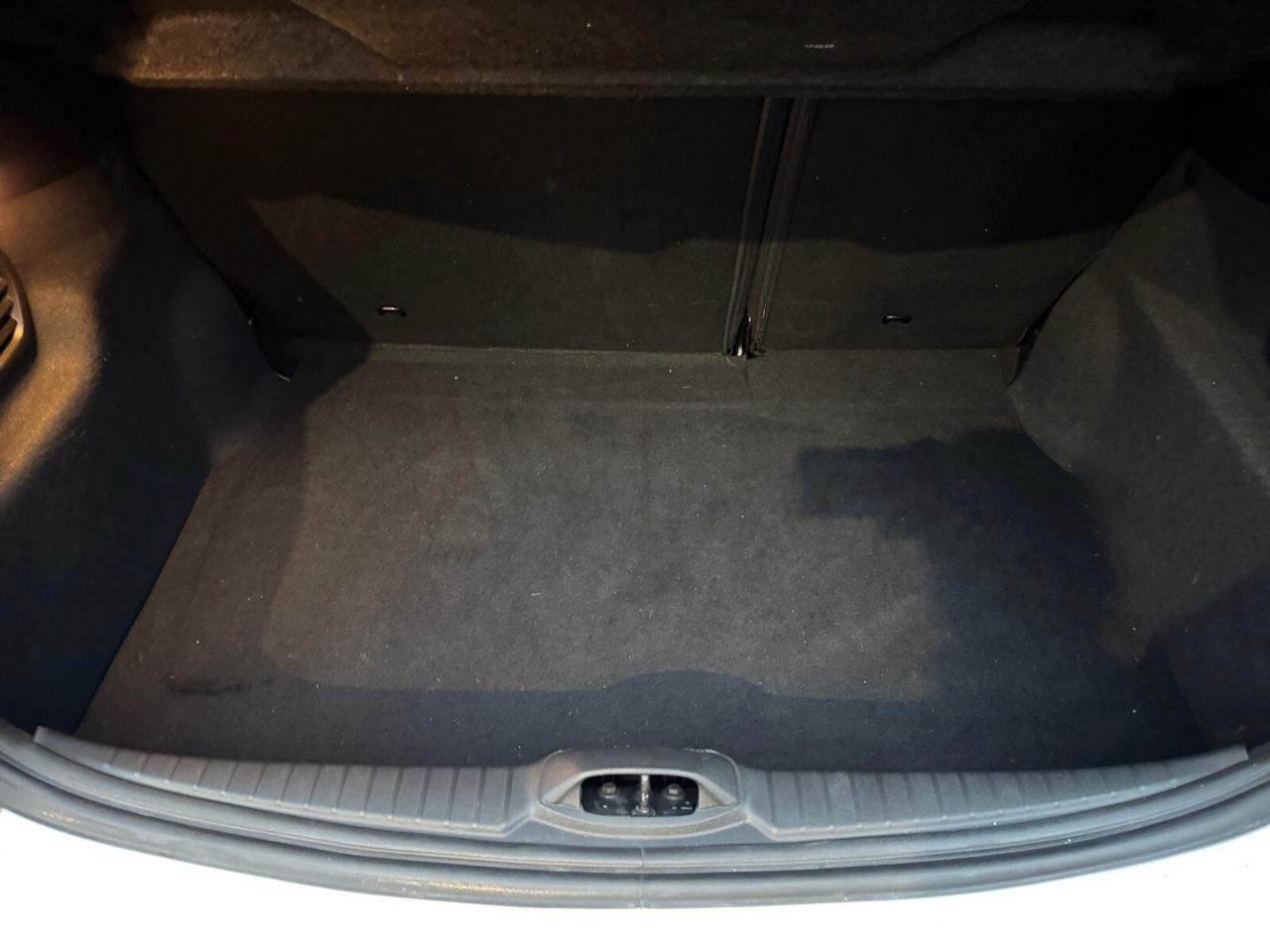 Peugeot 208 PureTech 5 porte Active