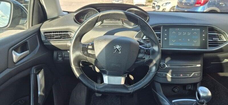 Peugeot 308 308 BlueHDi 130 S&S SW Allure