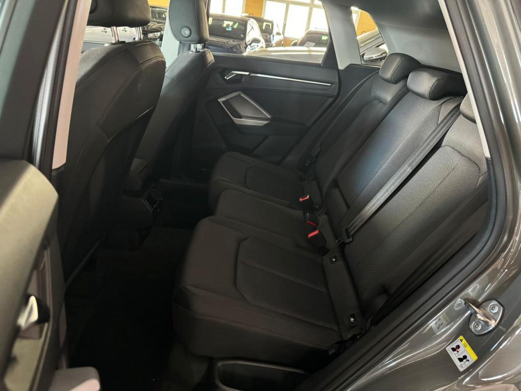 Audi Q3 35 2.0 tdi Business quattro s-tronic