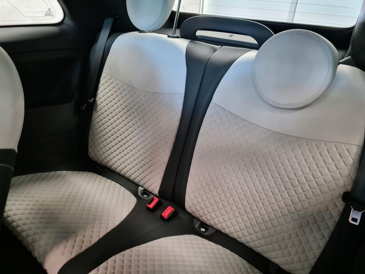 Fiat 500 C 1.0 Hybrid Dolcevita