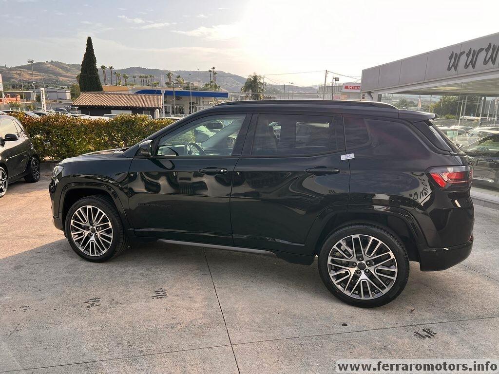 Jeep Compass Summit km0 a 329 euro al mese senza anticipo