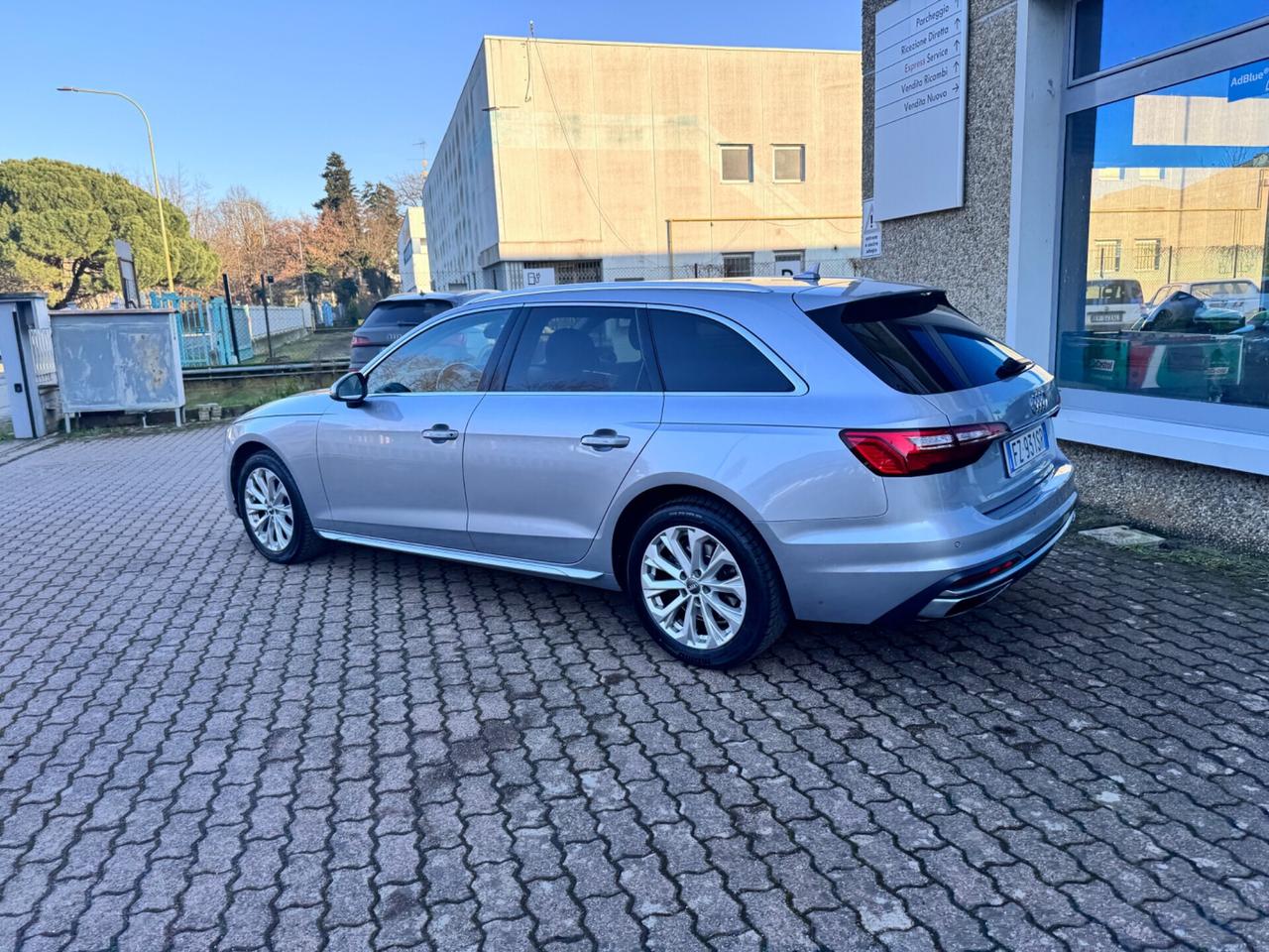 Audi A4 35 TDI/163 CV S tronic Business Advanced