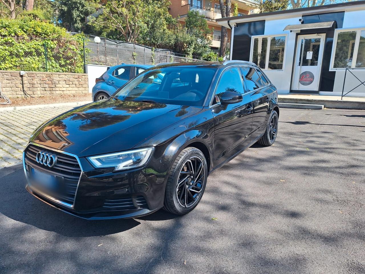 Audi A3 SPB 30 TDI S tronic Business Il prezzo NON è abbinato a finanziamenti