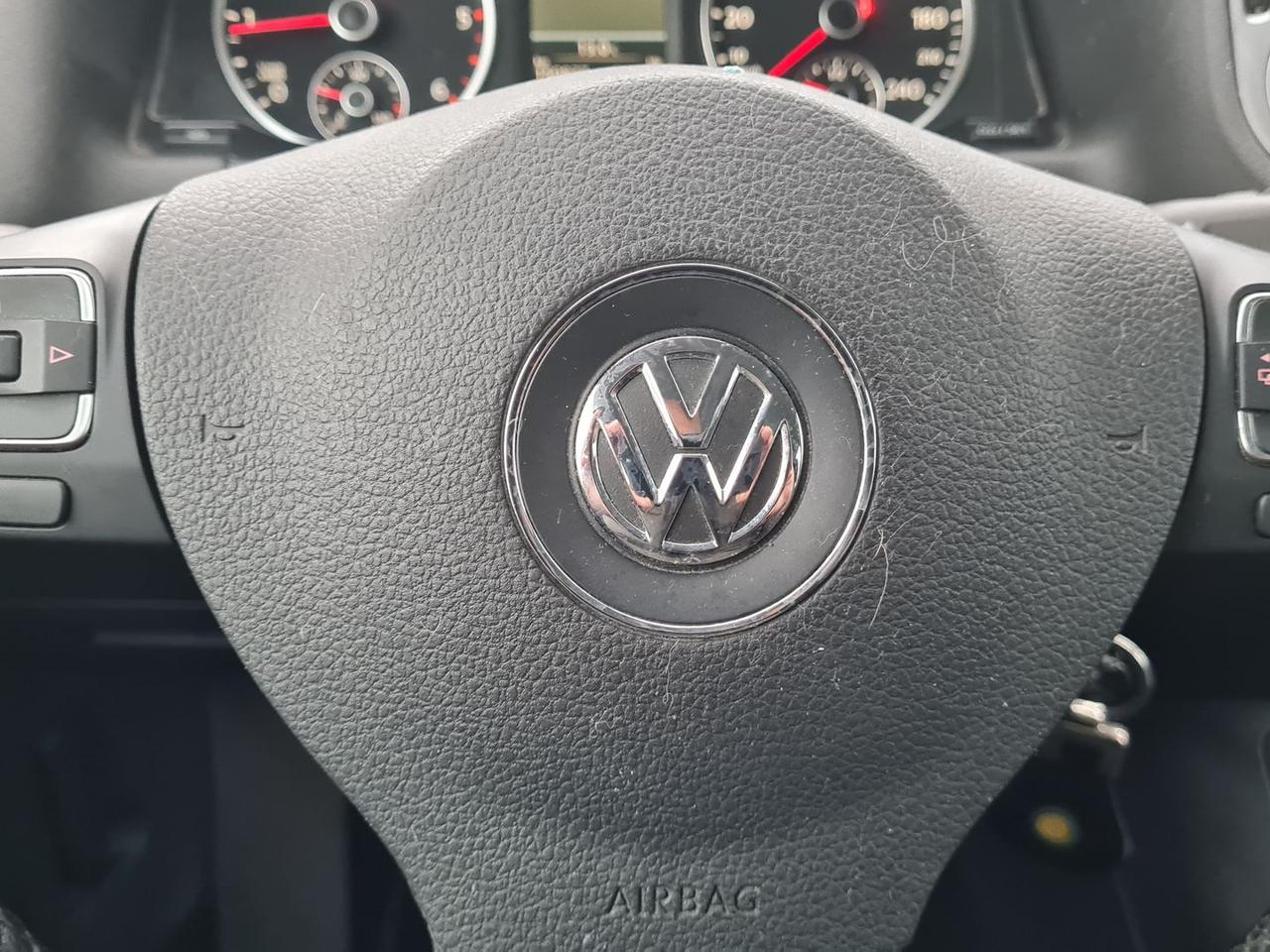 Volkswagen Tiguan 2.0 TDI BlueMotion Sport S #9743
