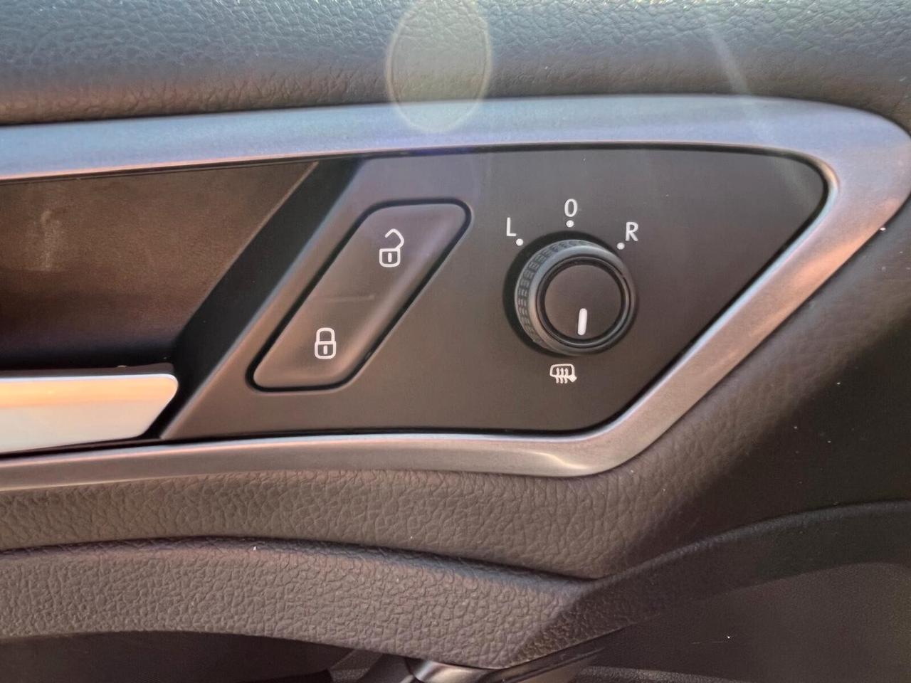 Volkswagen Golf 1.6 TDI DSG 5p. Highline BlueMotion Technology