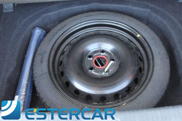 VOLKSWAGEN Golf 7 1.6 TDI 115CV 5p Sport R-line