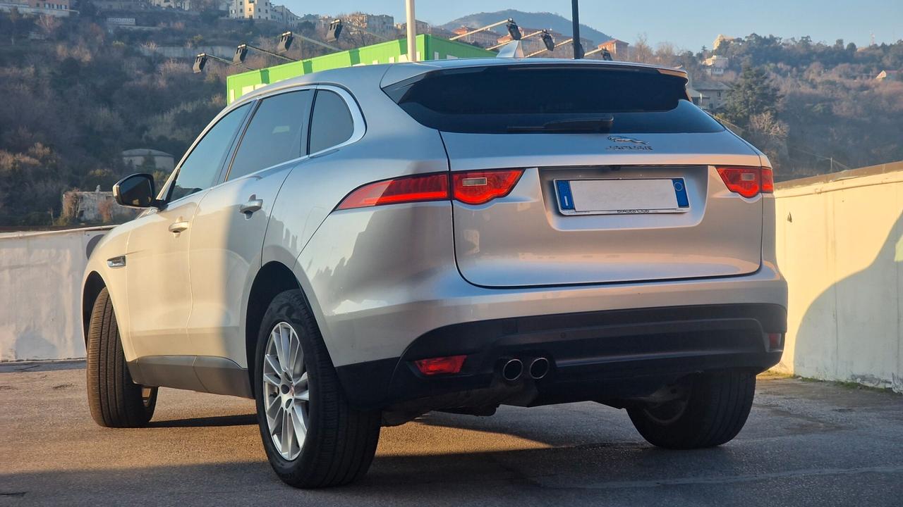 Jaguar F-Pace 2.0 D 180 CV AWD aut. Portfolio