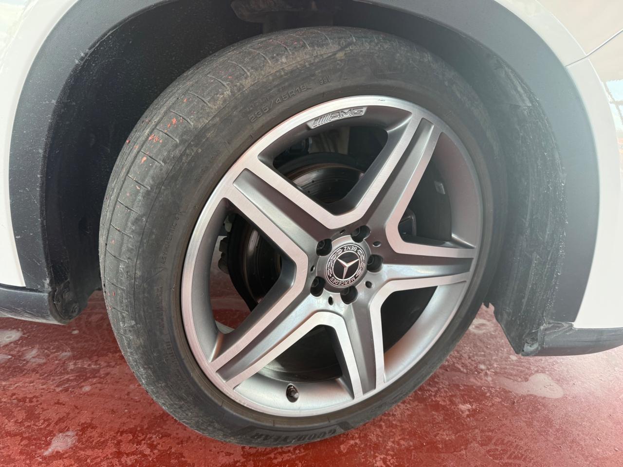 Mercedes-benz GLA 200 d Automatica