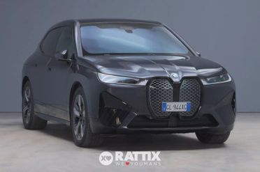 BMW iX motore elettrico 240KW Sport xDrive40 Auto