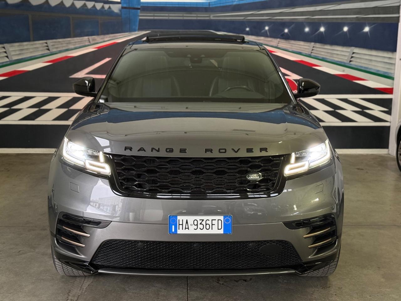 Land Rover Range Velar 2.0D I4 240 CV R-Dynamic HSE